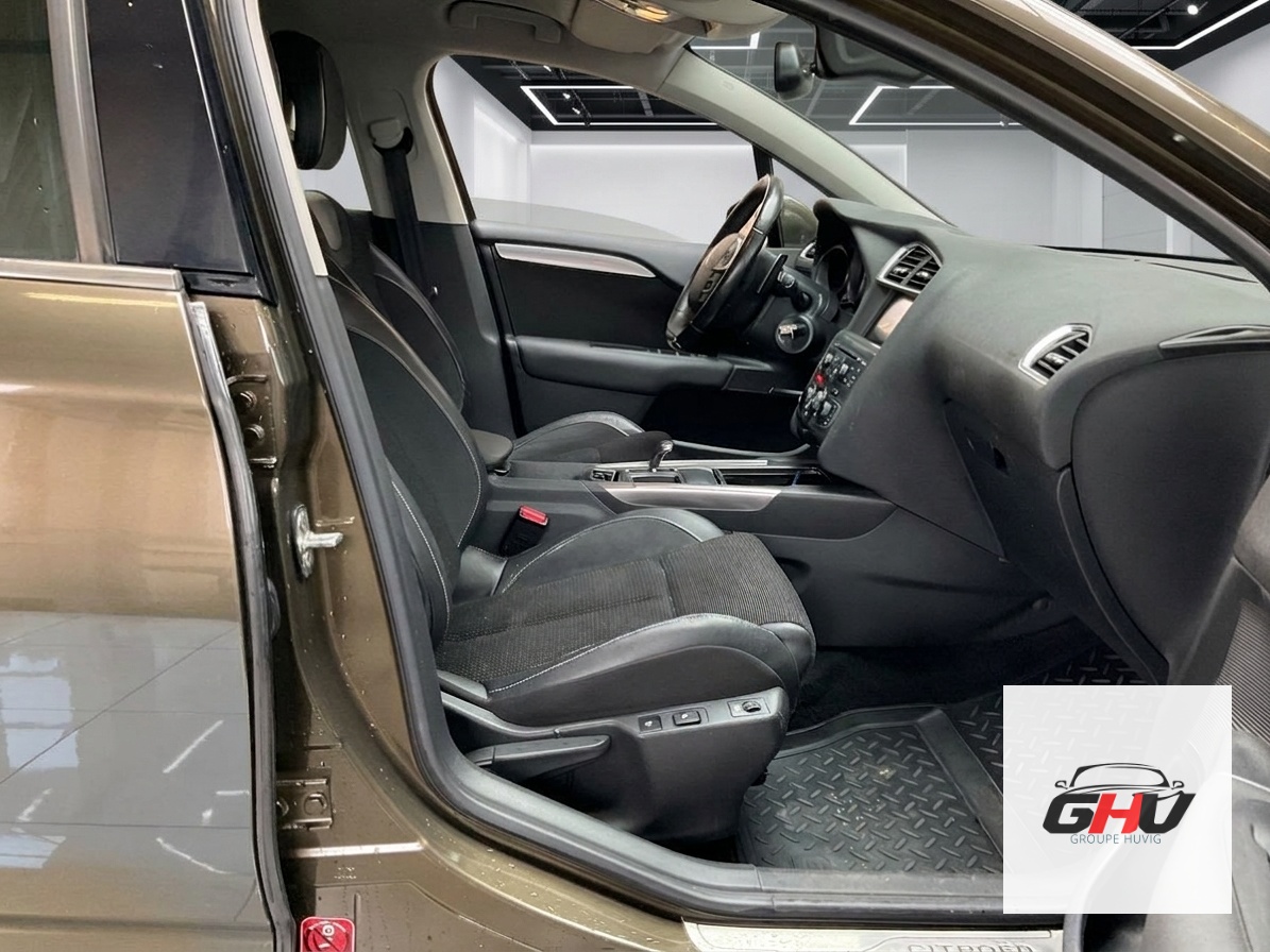 Citroen C4 1.6 Exclusive — photo 6